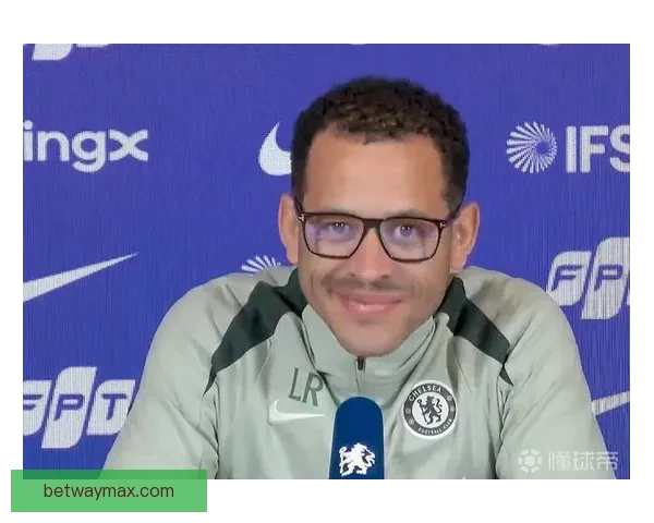 罗塞尼尔谈吉滕斯训练再度受伤并回应与恩佐谈话将择机说明原因细