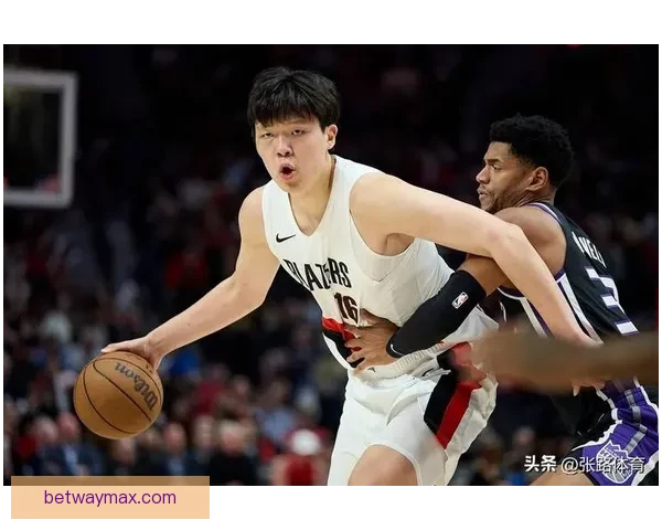 杨瀚森混音队巧妙运用英文数数干扰对手发球技巧赢得比赛